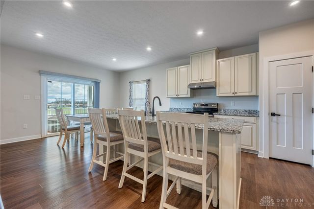 2758 Riverstone Drive, Xenia, OH 45385