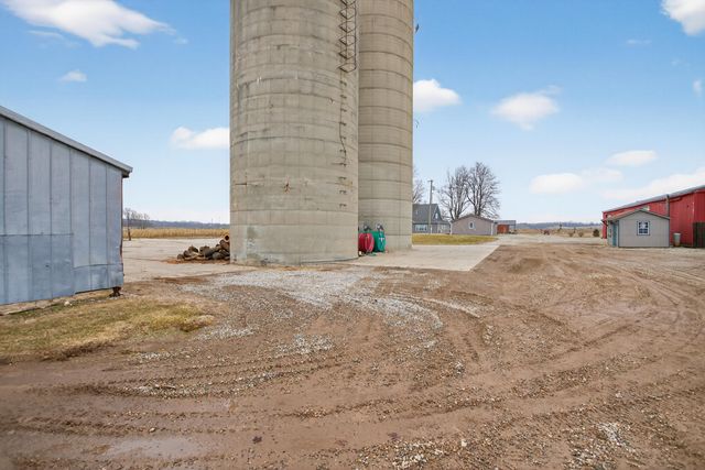 8700 E Mosherville Road, Horton, MI 49246