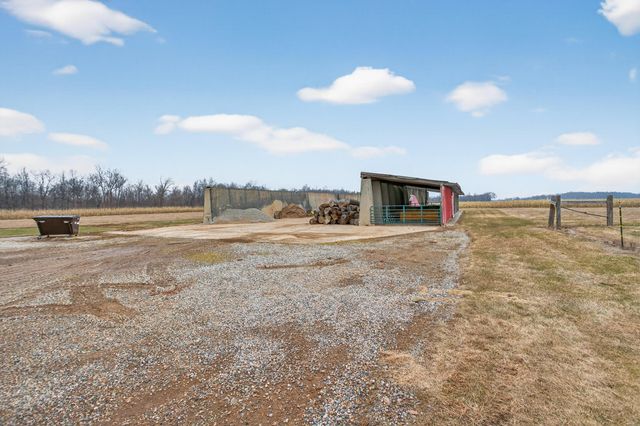 8700 E Mosherville Road, Horton, MI 49246