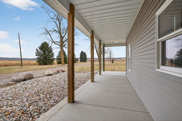 8700 E Mosherville Road, Horton, MI 49246