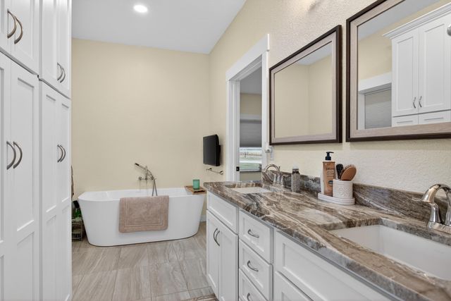 8700 E Mosherville Road, Horton, MI 49246