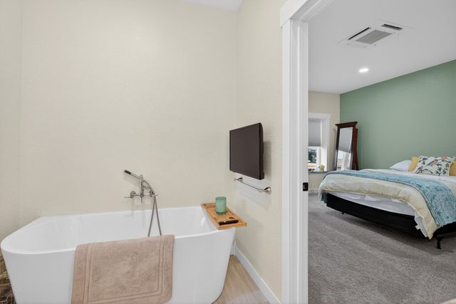 8700 E Mosherville Road, Horton, MI 49246