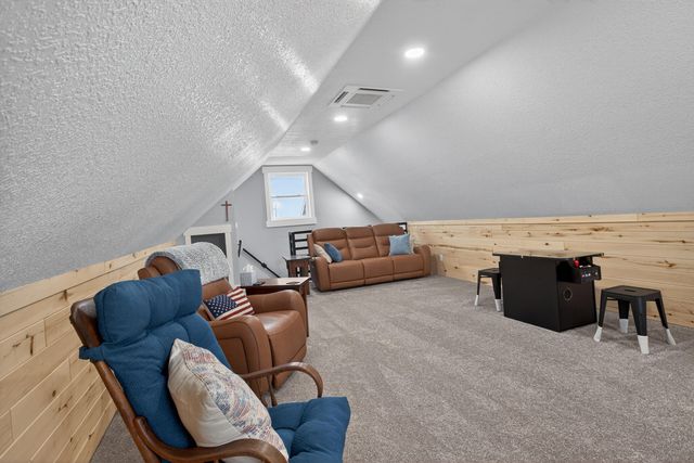 8700 E Mosherville Road, Horton, MI 49246