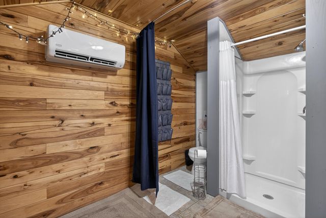 8700 E Mosherville Road, Horton, MI 49246