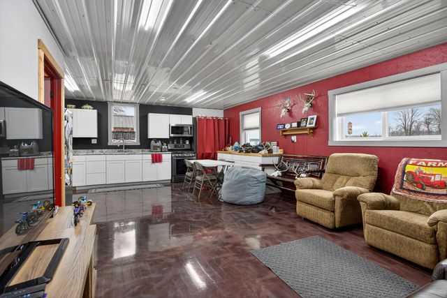 8700 E Mosherville Road, Horton, MI 49246