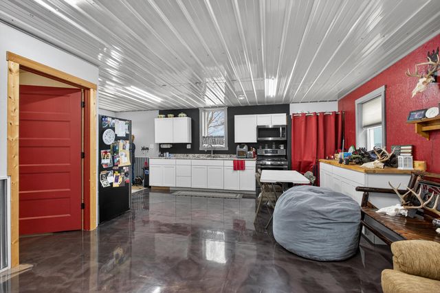 8700 E Mosherville Road, Horton, MI 49246