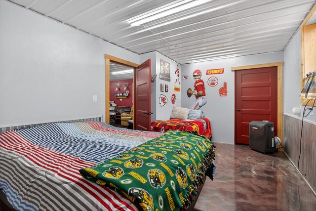 8700 E Mosherville Road, Horton, MI 49246