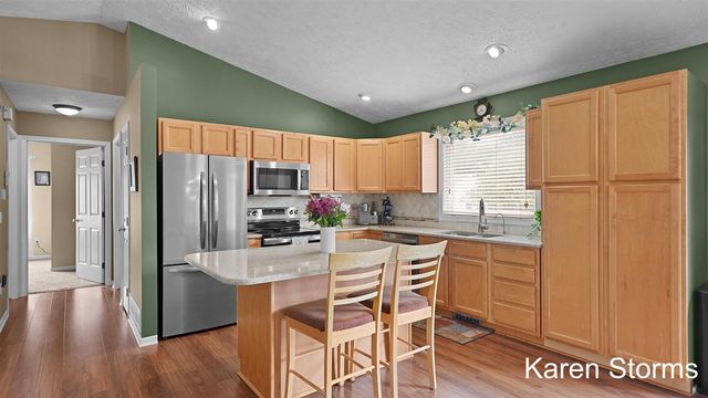 7792 Westside Drive, Hudsonville, MI 49426