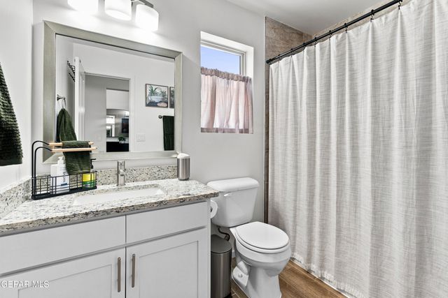 365 PLATEAU Drive, Socorro, TX 79927