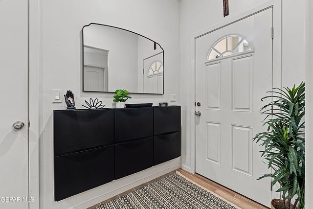 365 PLATEAU Drive, Socorro, TX 79927