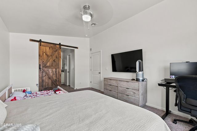 365 PLATEAU Drive, Socorro, TX 79927