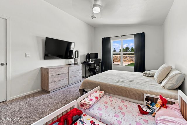 365 PLATEAU Drive, Socorro, TX 79927