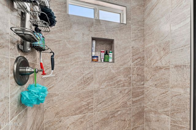 365 PLATEAU Drive, Socorro, TX 79927