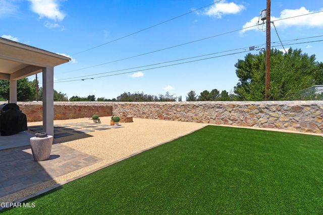 365 PLATEAU Drive, Socorro, TX 79927