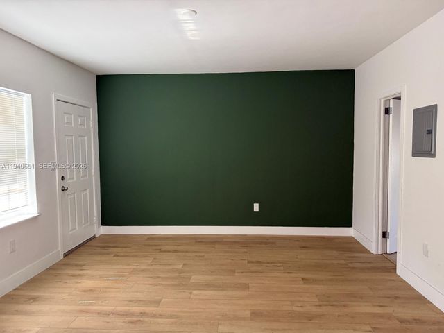 7611 Harding Ave 5, Miami Beach, FL 33141