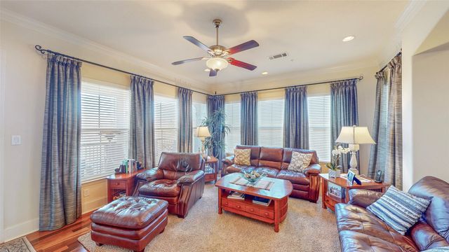 3351 Cascades Court Court 329, Tyler, TX 75709