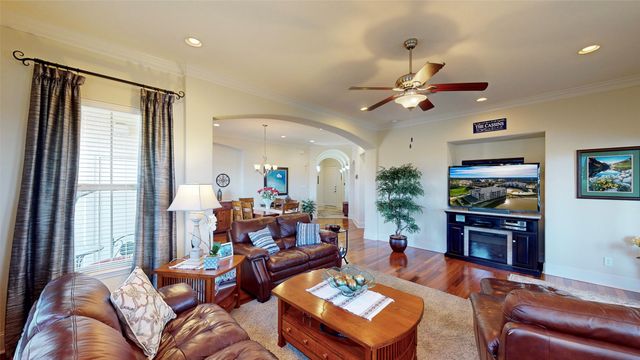 3351 Cascades Court Court 329, Tyler, TX 75709