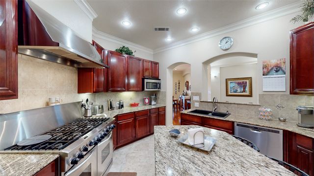 3351 Cascades Court Court 329, Tyler, TX 75709