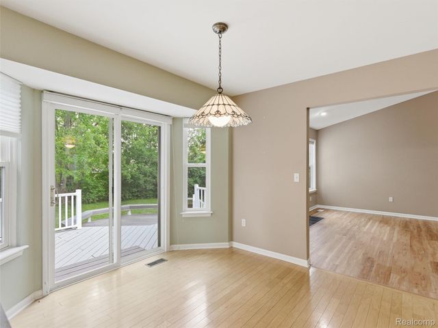 12311 Water Greens Court, Fenton Charter Township, MI 48430