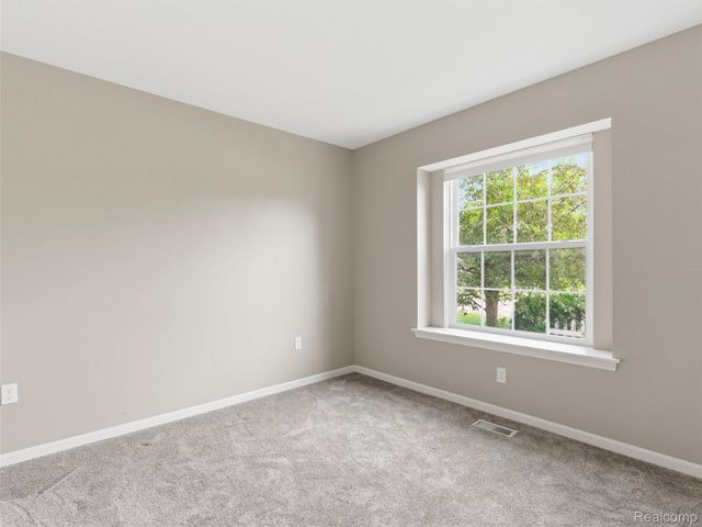 12311 Water Greens Court, Fenton Charter Township, MI 48430