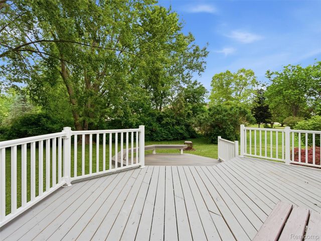 12311 Water Greens Court, Fenton Charter Township, MI 48430