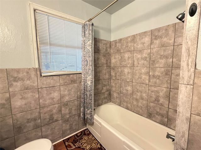 605 E Morton Street, Denison, TX 75021