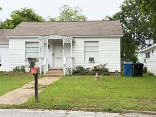 605 E Morton Street, Denison, TX 75021