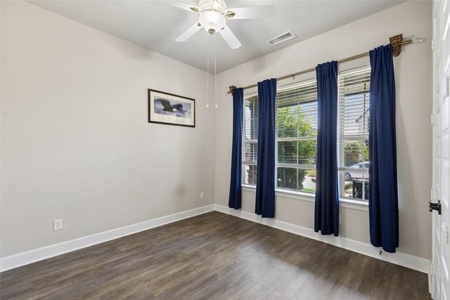 1812 Leo Drive, Van Alstyne, TX 75495
