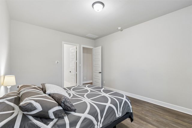 1812 Leo Drive, Van Alstyne, TX 75495