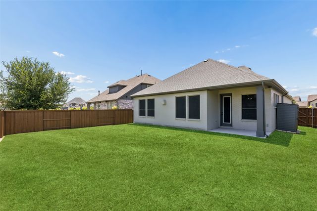 1812 Leo Drive, Van Alstyne, TX 75495