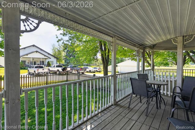 864 E Lovejoy Road, Cohoctah Township, MI 48418