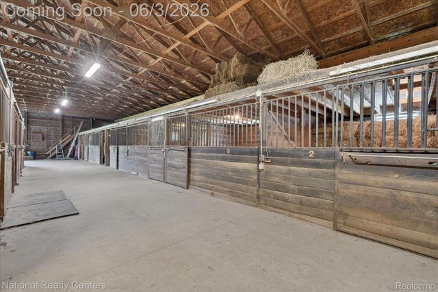 864 E Lovejoy Road, Cohoctah Township, MI 48418
