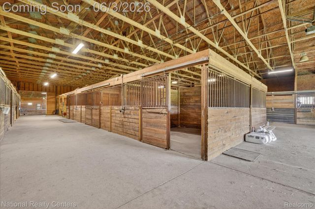 864 E Lovejoy Road, Cohoctah Township, MI 48418