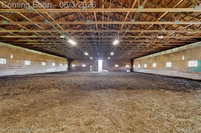 864 E Lovejoy Road, Cohoctah Township, MI 48418