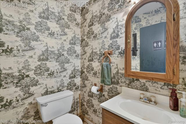864 E Lovejoy Road, Cohoctah Township, MI 48418