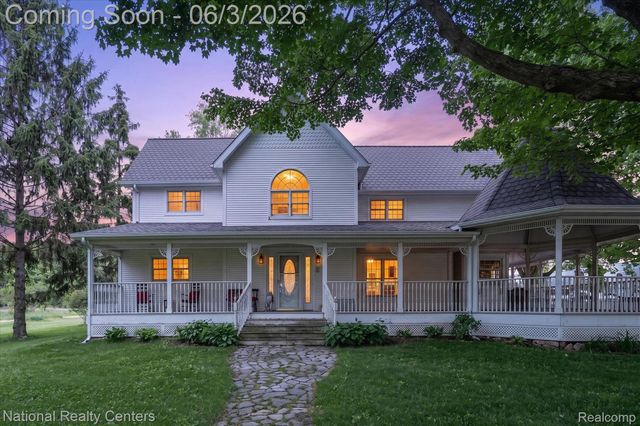 864 E Lovejoy Road, Cohoctah Township, MI 48418
