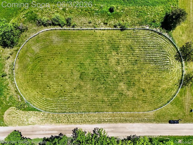 864 E Lovejoy Road, Cohoctah Township, MI 48418