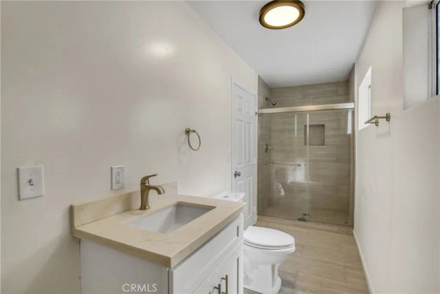 2947 West, Los Angeles, CA 90016