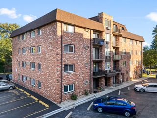 7110 W 93rd Place PA, Oak Lawn, IL 60453