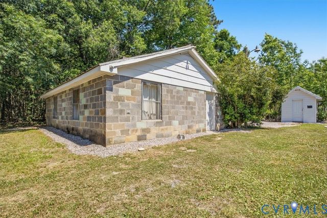15503 Eppes Rd, Dewitt, VA 23840