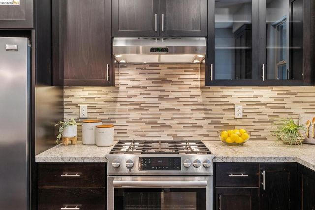 489 Diller Street, Alameda, CA 94501