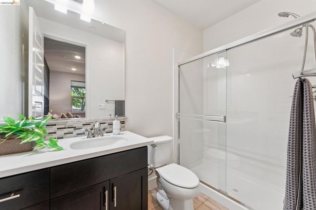 489 Diller Street, Alameda, CA 94501