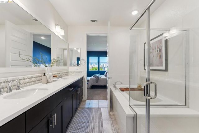 489 Diller Street, Alameda, CA 94501