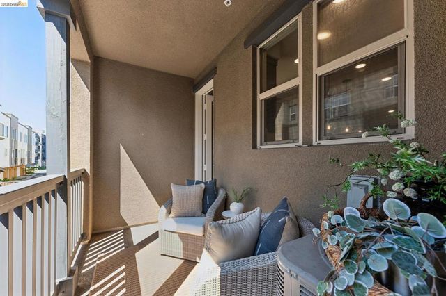 489 Diller Street, Alameda, CA 94501