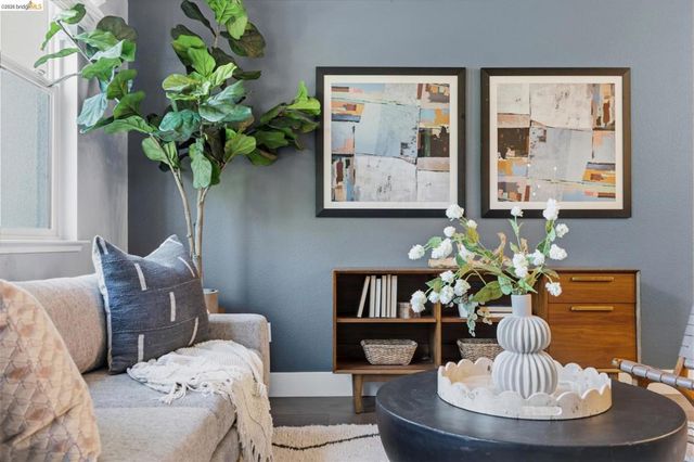 489 Diller Street, Alameda, CA 94501