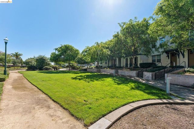 489 Diller Street, Alameda, CA 94501