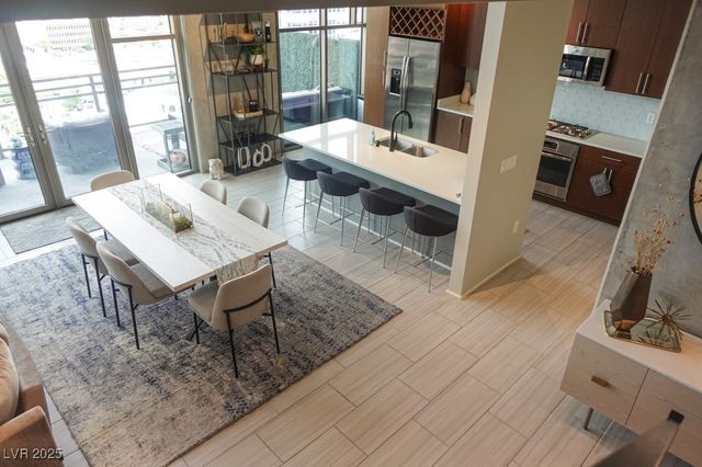 353 East Bonneville Avenue 1406, Las Vegas, NV 89101