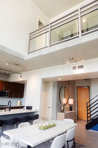 353 East Bonneville Avenue 1406, Las Vegas, NV 89101