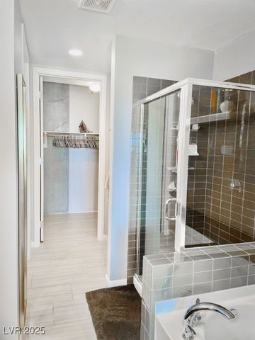 353 East Bonneville Avenue 1406, Las Vegas, NV 89101