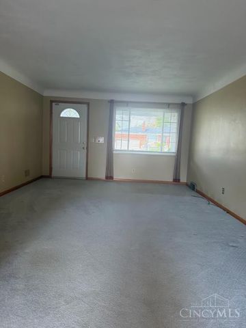 5989 Oakapple Drive, Cincinnati, OH 45248